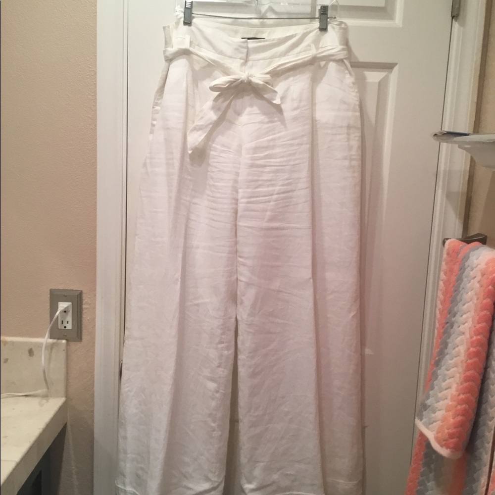 White wide leg pants
